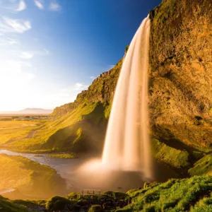 Read more about the article Best Time to Visit Iceland 2023: Experience the Land of Fire and Ice