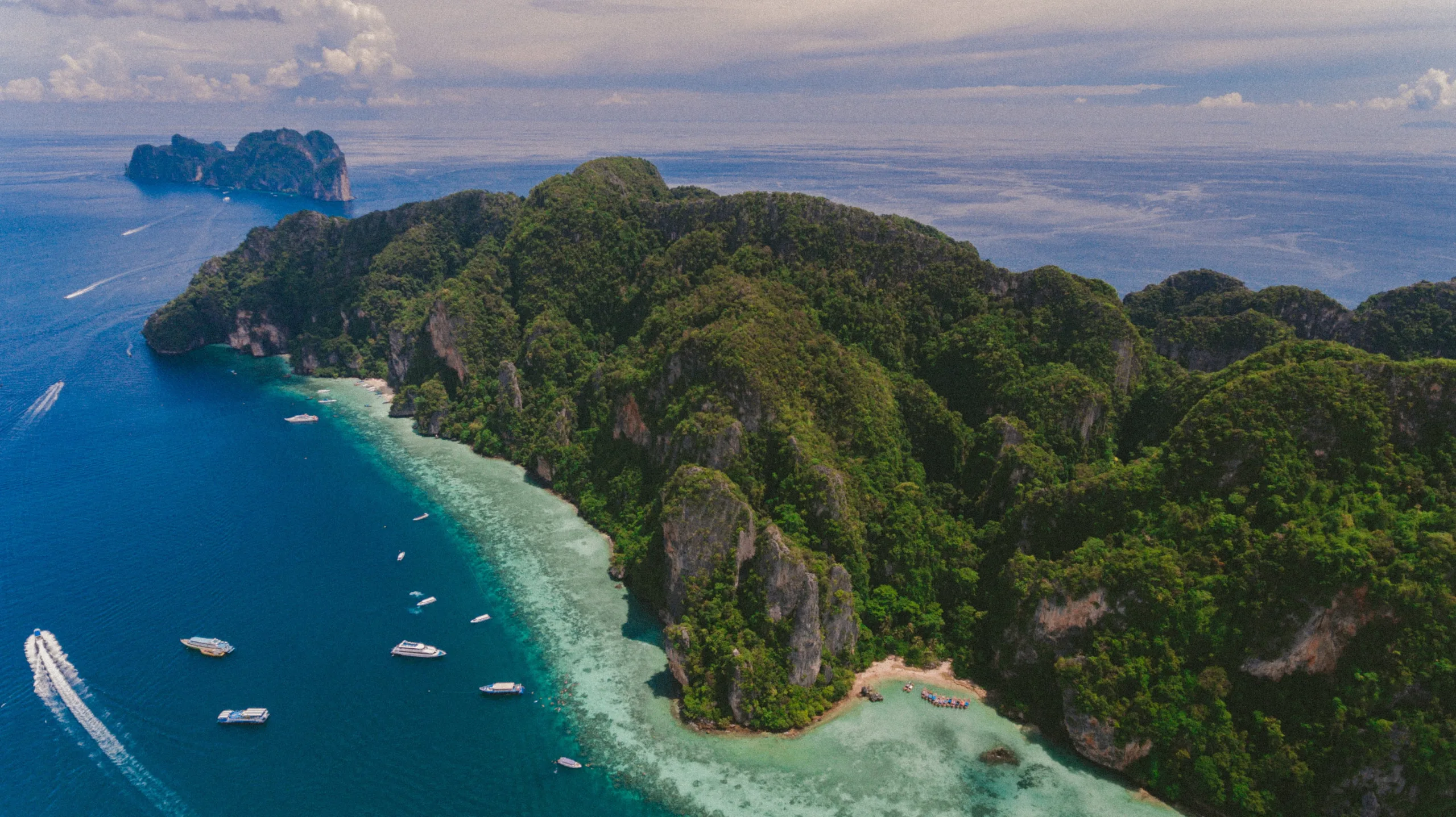 Read more about the article Havelock Island 2023: Exploring a Tropical Paradise in the Andaman Sea
