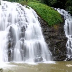 Read more about the article Abbey Falls 2023: Discover the Majestic Beauty of South India